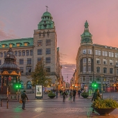 3rd Place – Karen Sirnick - "Green Light” – www.ktsirnick.smugmug.com