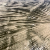 Breakstone (1) Img #4  Tidal Energy In The Sand