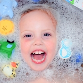 Mroczek (1) Img #1  Bathtime Fun