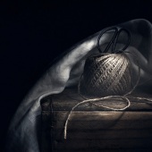 Julie Powell – “Twine & Scissors” - www.juliepowellphoto.com/