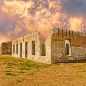 Maureen Ravnik – “Silence Of The Guns” - www.maureenravnik.crevado.com